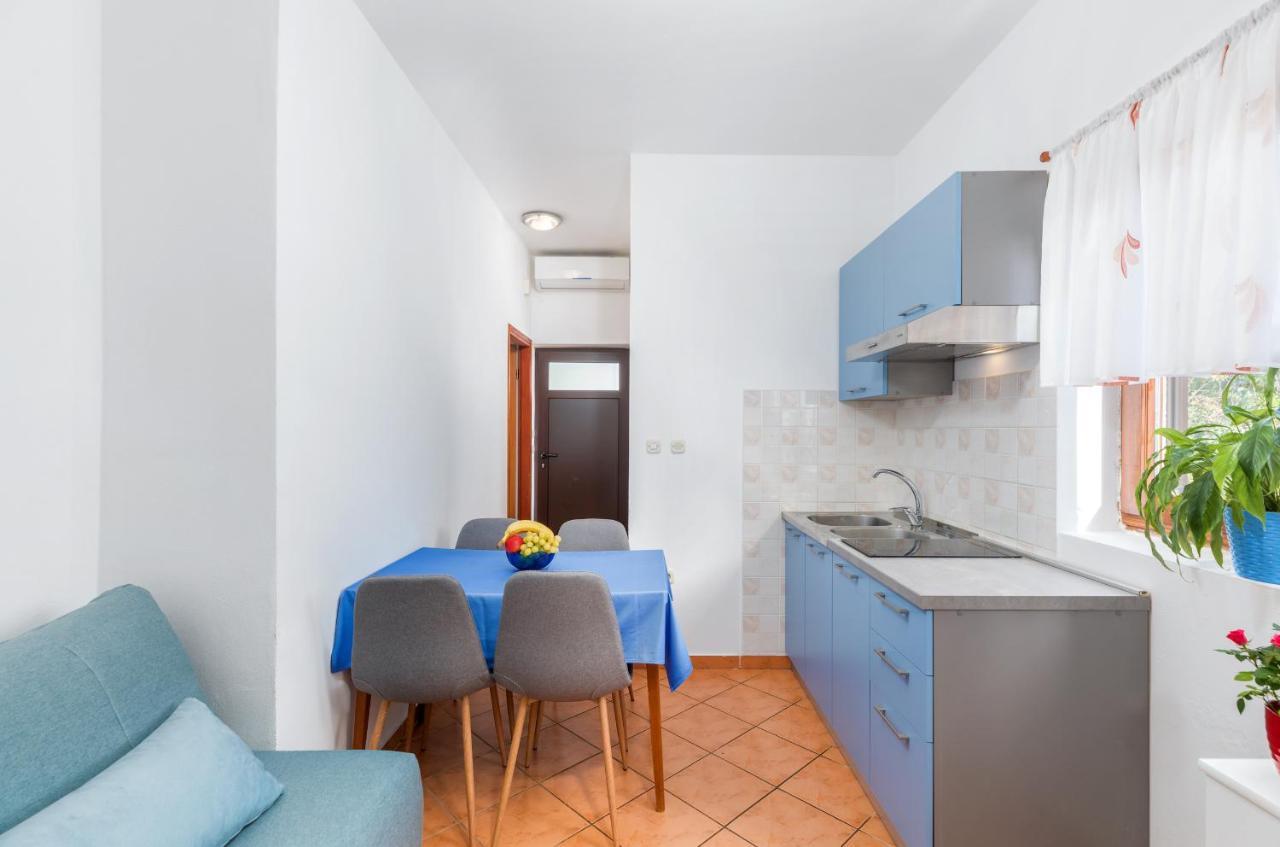 Center Of Fazana Apartments Katarina Kültér fotó